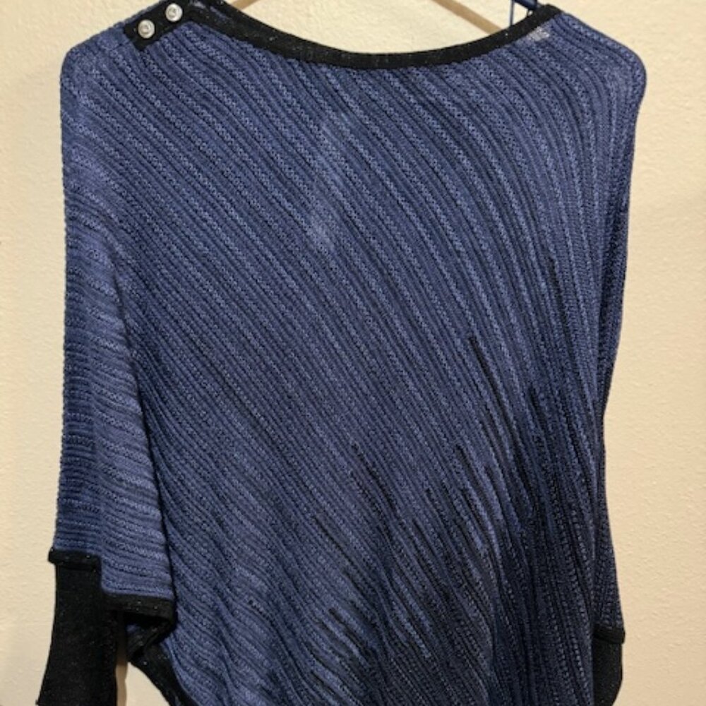 XXSP White House/ Black Market blue and black sweater poncho
